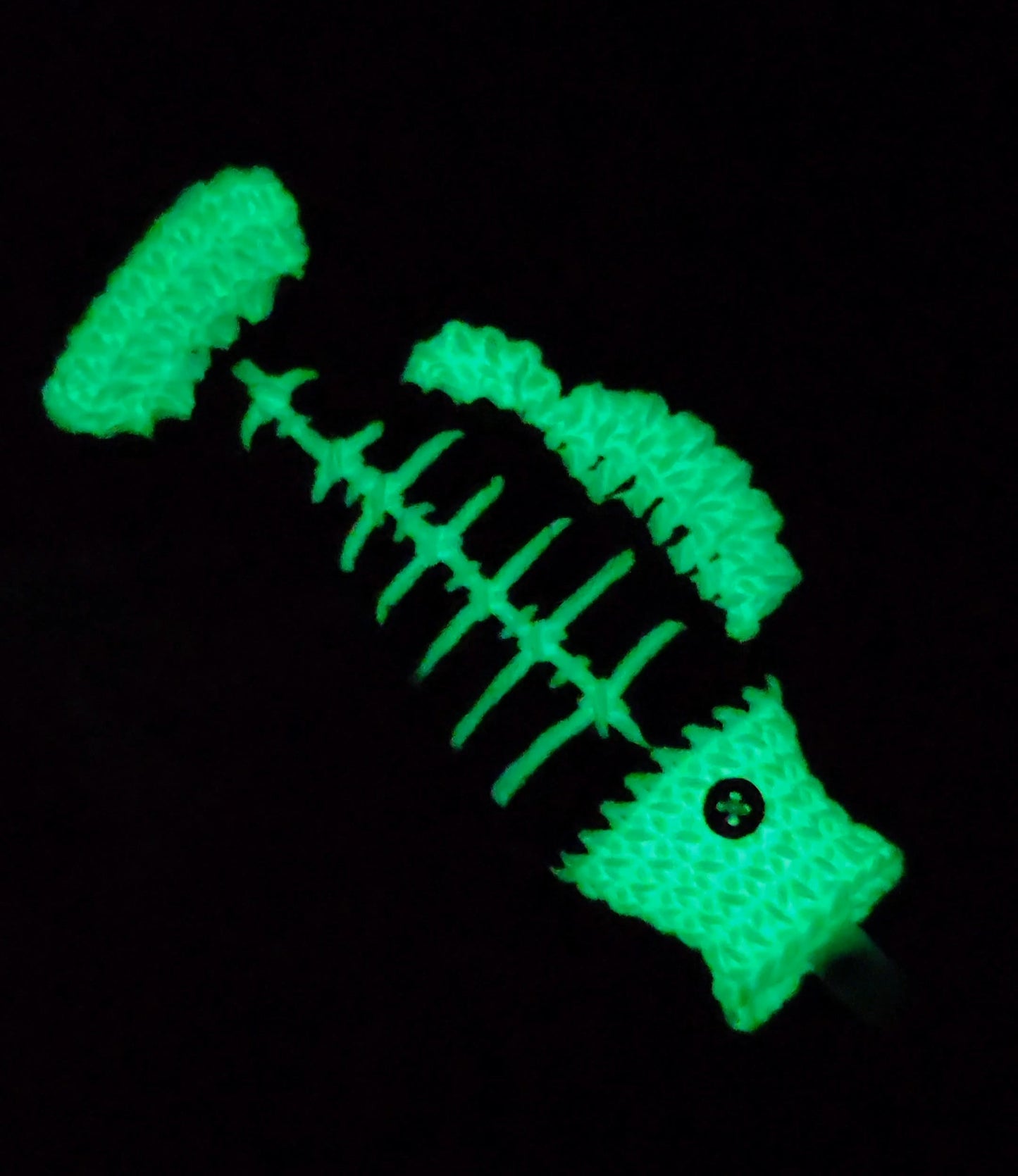 Puff Puff Bass Penjamin Pocket - Pods, Dead Fish, Glow-in-the-Dark Bones