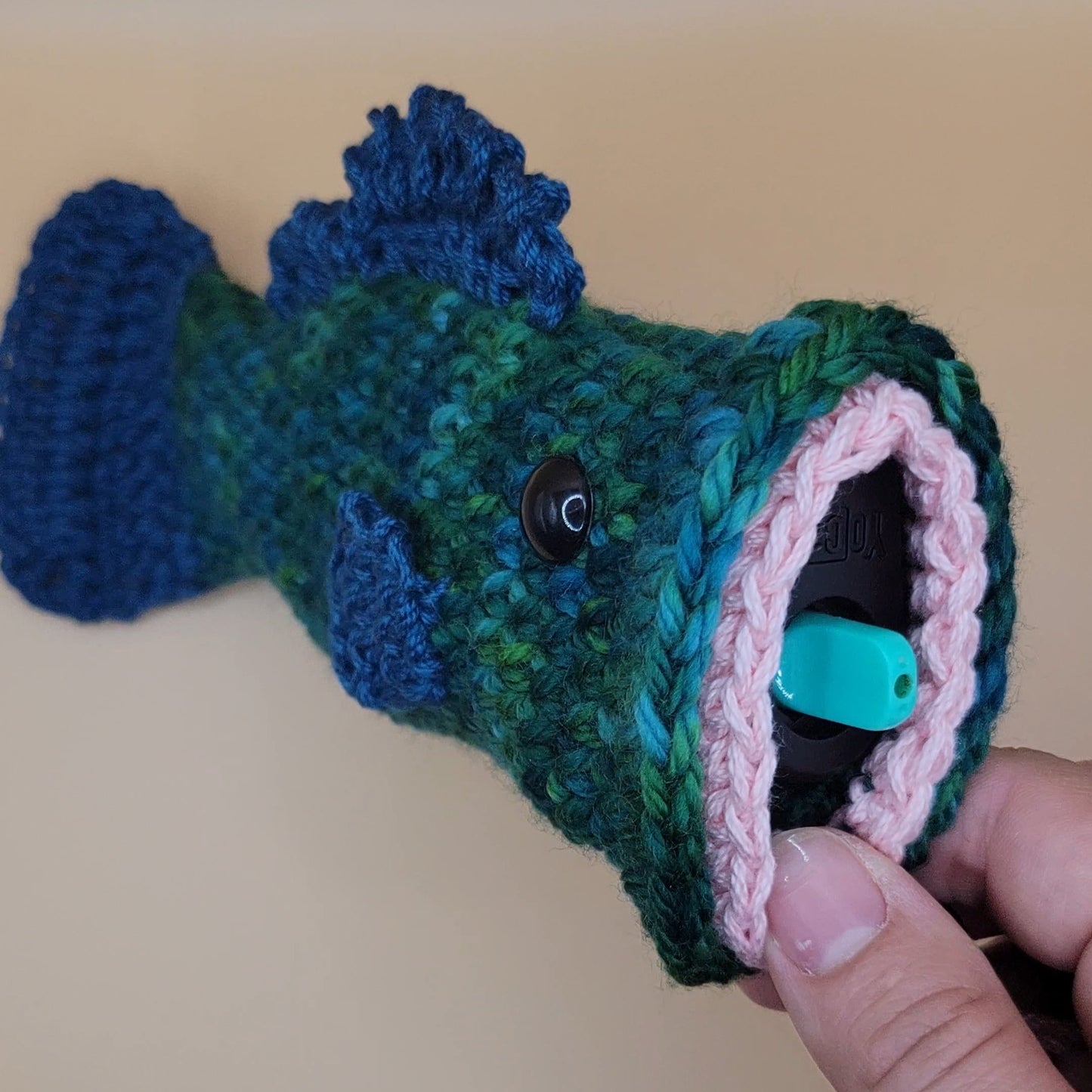 Largemouth Puff Puff Bass Penjamin Pocket, Wool, Crystal Ocean