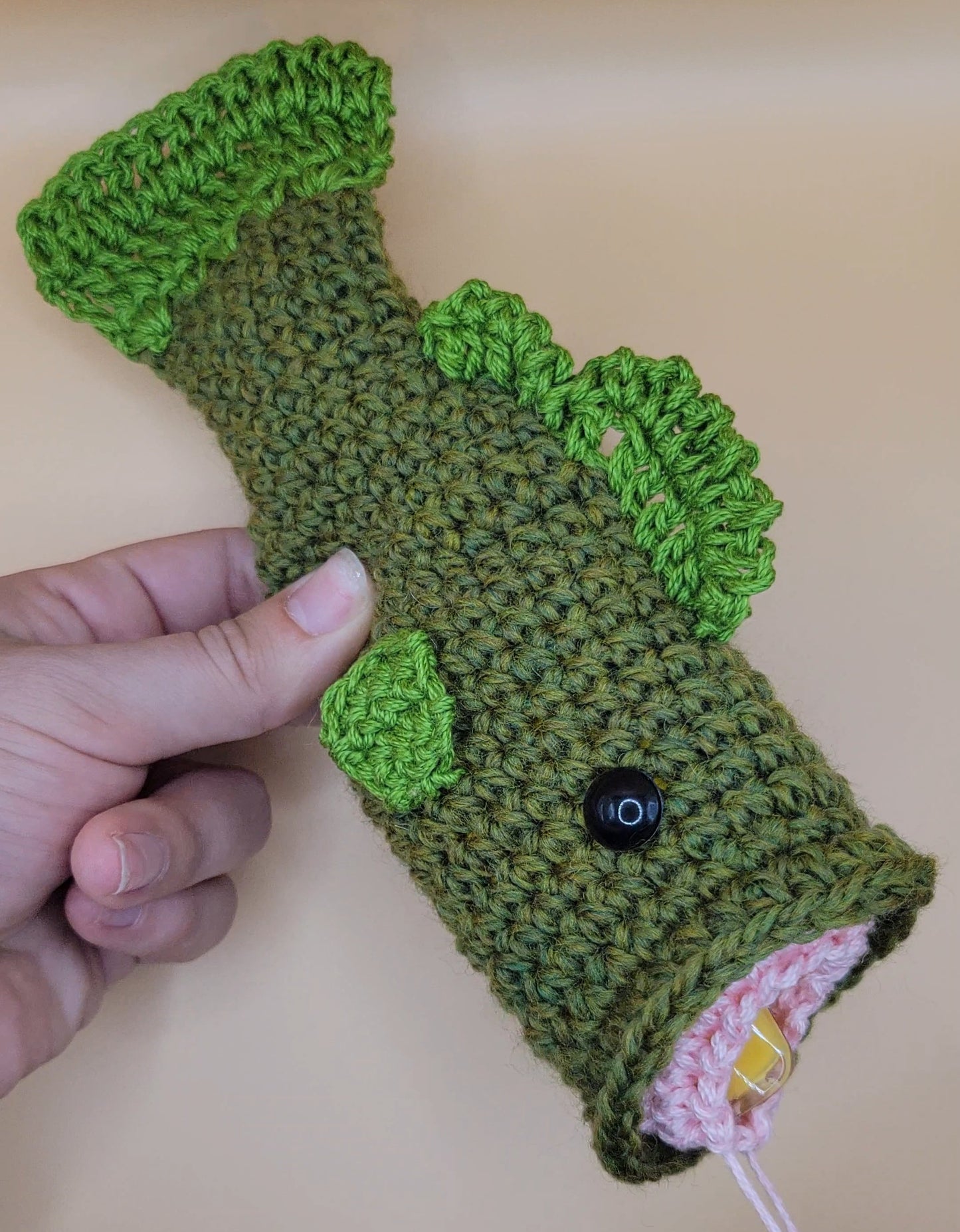 Largemouth Puff Puff Bass Penjamin Pocket, Wool, Natural Greens